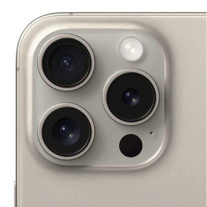 iPhone 15 Pro 1TB Naturel Titanium camera